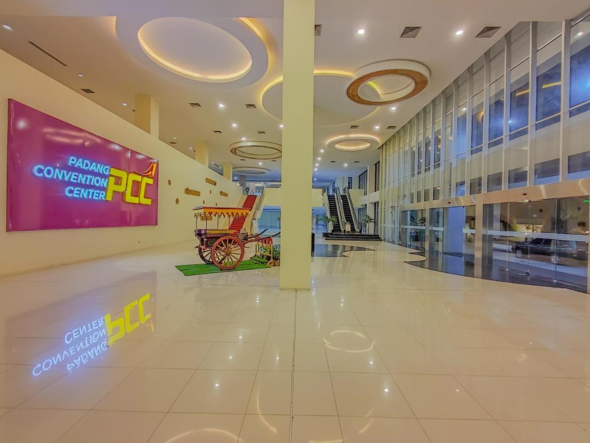 Truntum Hotel Padang (Sumatra)